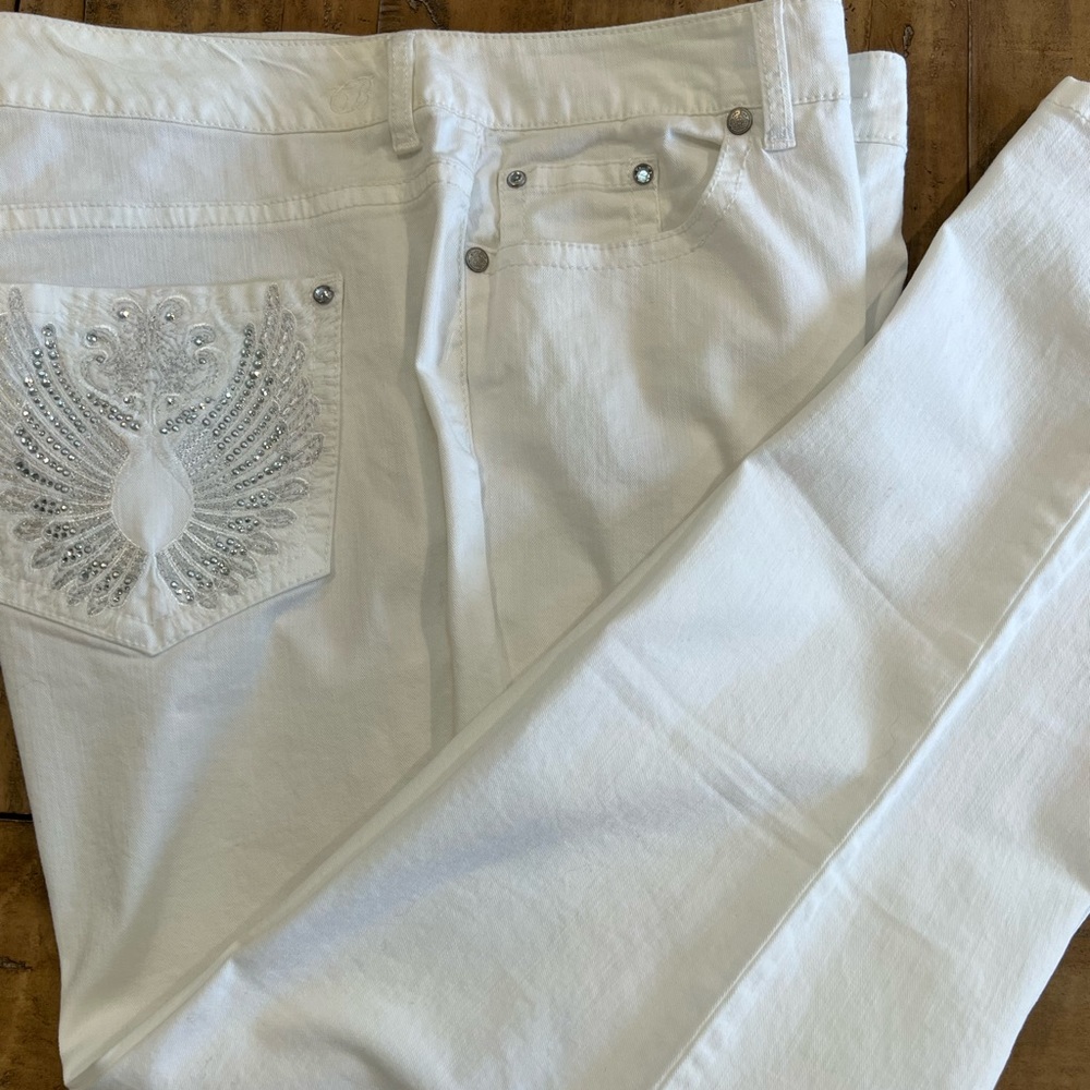 A Pair of Code Bleu Size 16W in Gwen Straight Fit